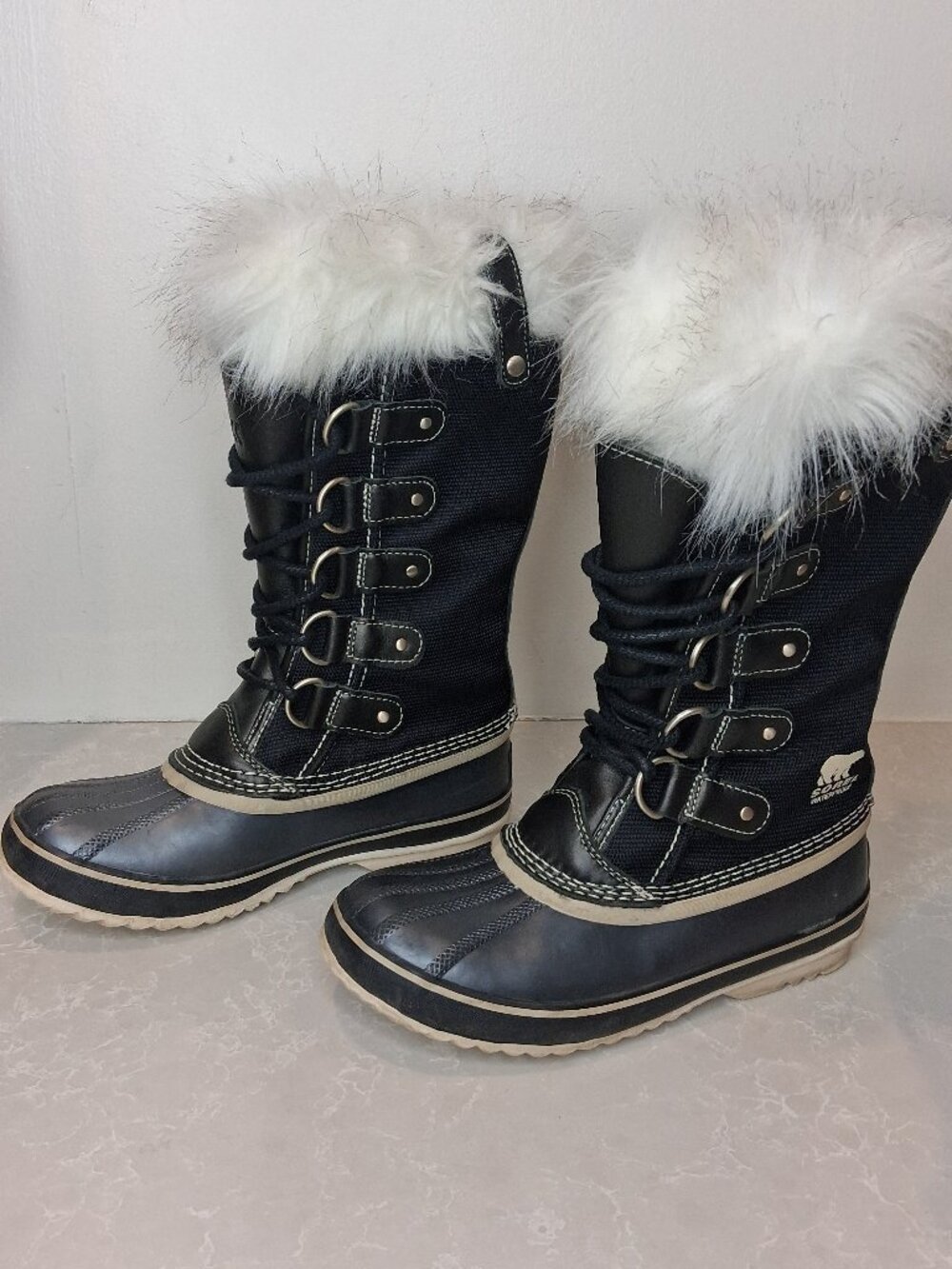 Sorel - Black/Cream Joan of Arc Winter Boots Size 6.5